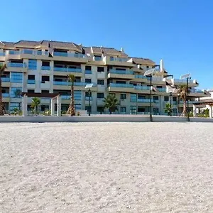 Puerto De La Duquesa Beachfront Manilva